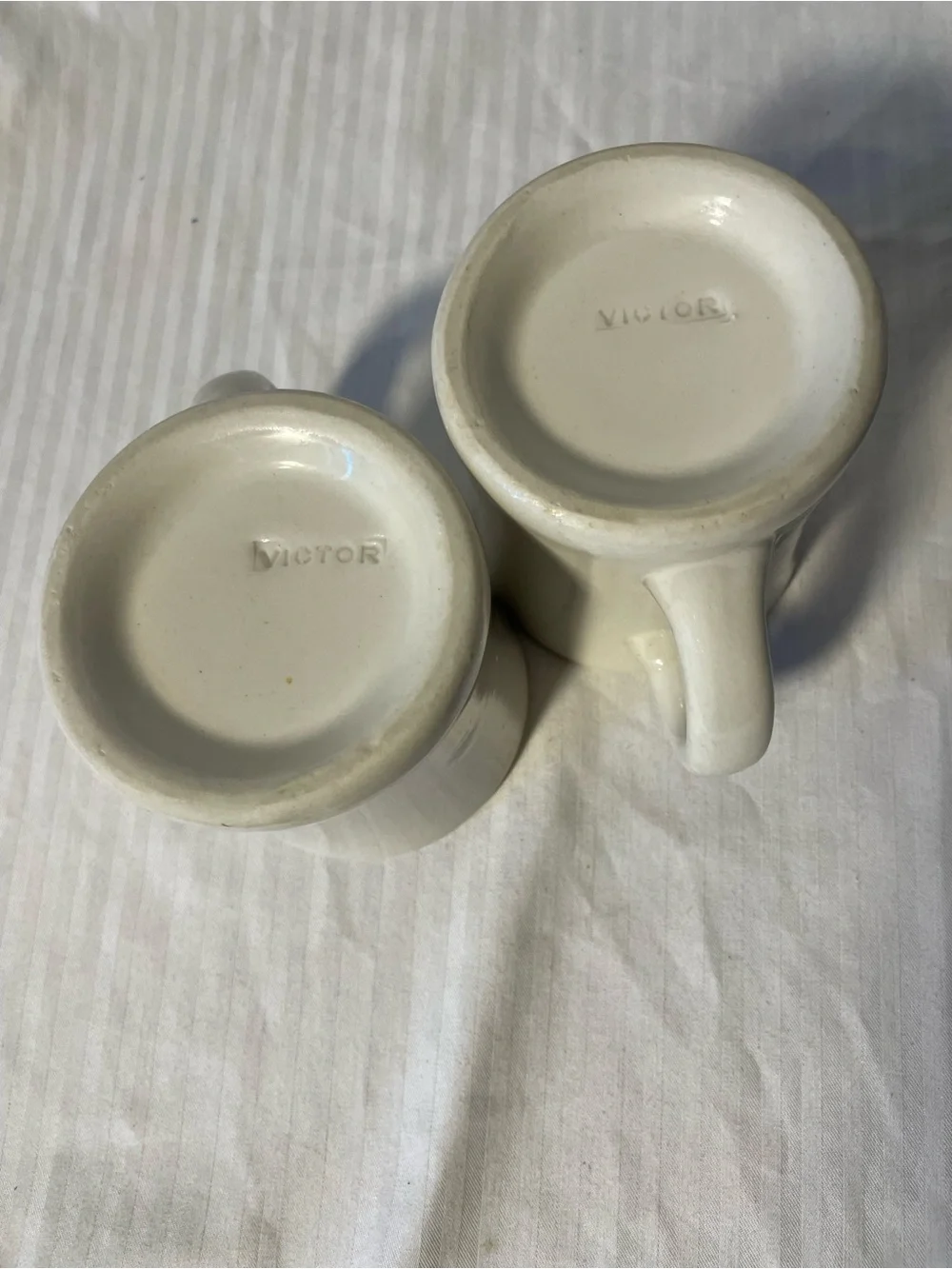 2 vintage Victor coffee mugs